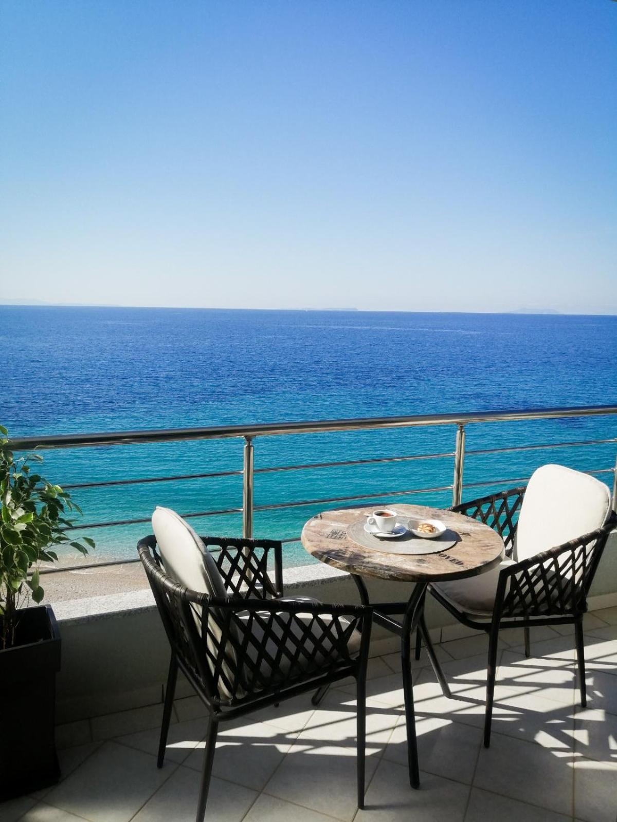Anel Rooms Himare Exterior photo